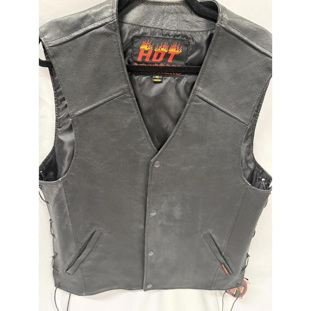Vintage ~ HOT LEATHERS ~ Motorcycle Vest Men's Sz XL Leather Black Biker Snap.